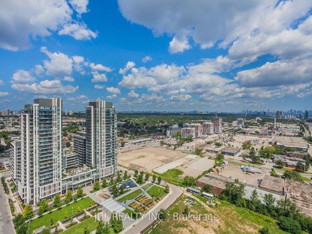 2406 - 36 Zorra St