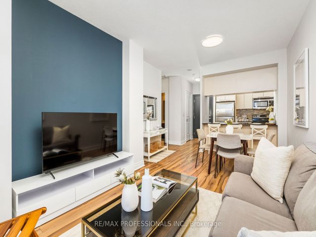 302 - 16 Brookers Lane