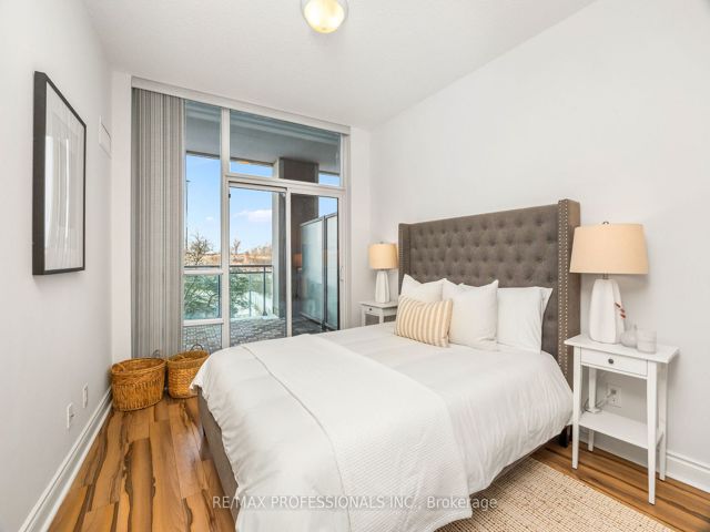302 - 16 Brookers Lane