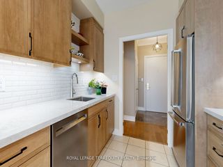 1201 - 2 Aberfoyle Cres