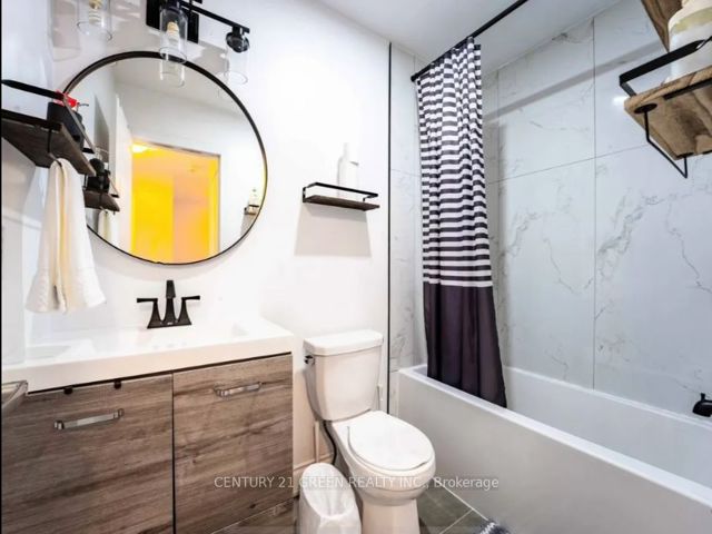 6 - 2335 Sheppard Ave W