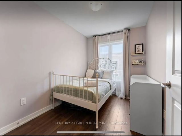 6 - 2335 Sheppard Ave W