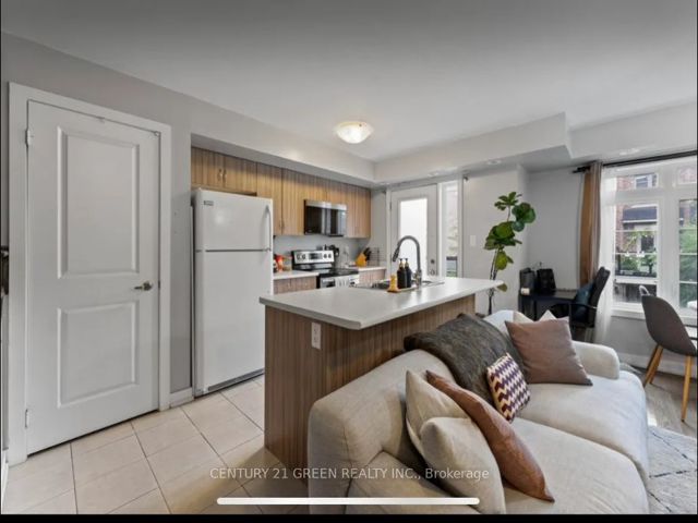 6 - 2335 Sheppard Ave W