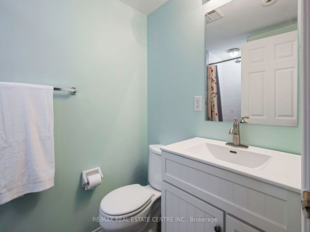 108 - 37 Four Winds Dr