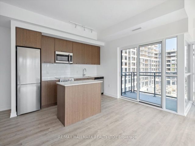 404 - 25 Neighbourhood Lane