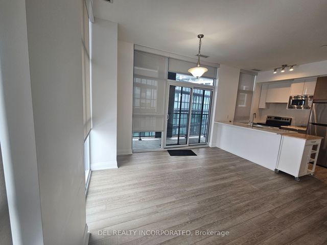 308 - 60 George Butchart Dr