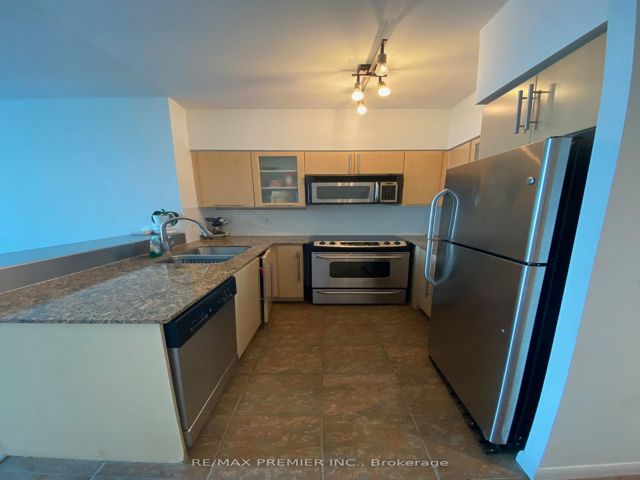 PH12 - 185 Legion Rd