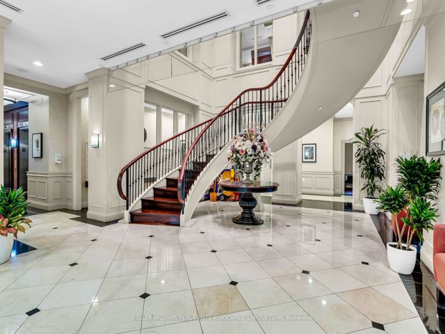 1707 - 3 Marine Parade Dr