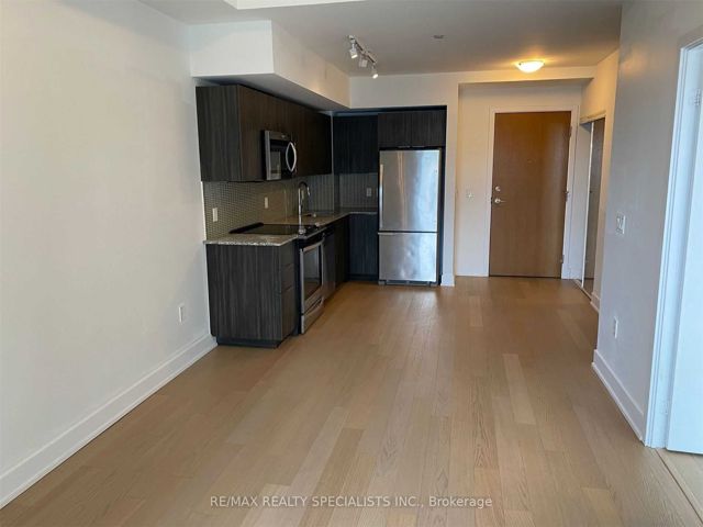 404 - 20 Shore Breeze Dr