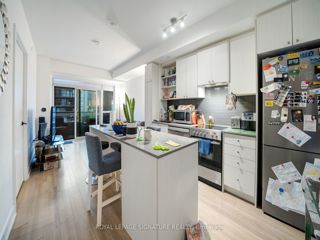 202 - 50 George Butchart Dr