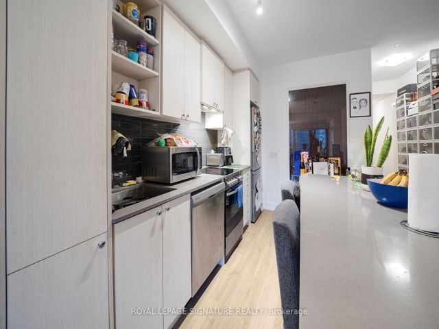 202 - 50 George Butchart Dr