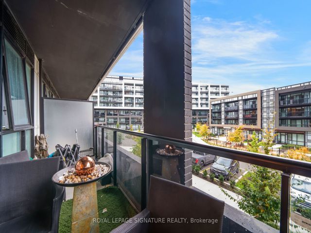 202 - 50 George Butchart Dr