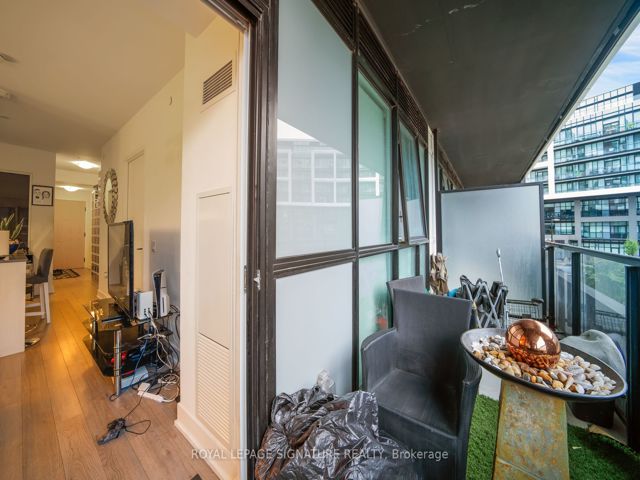 202 - 50 George Butchart Dr