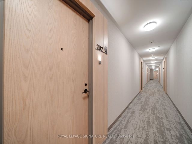 202 - 50 George Butchart Dr