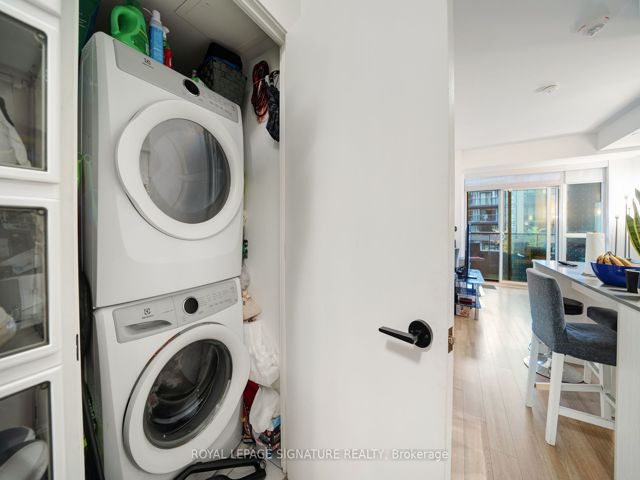 202 - 50 George Butchart Dr