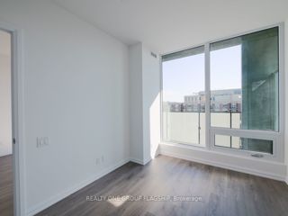 504 - 4208 Dundas St W