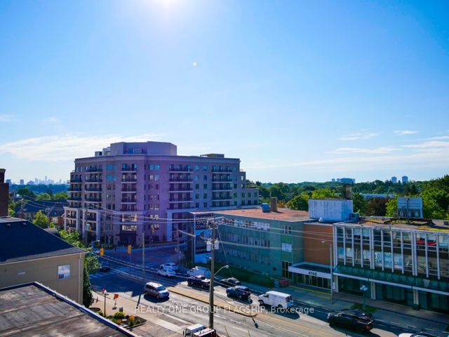 504 - 4208 Dundas St W