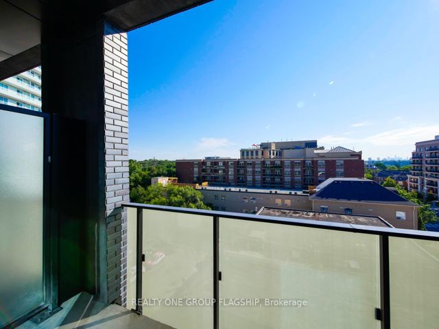 504 - 4208 Dundas St W