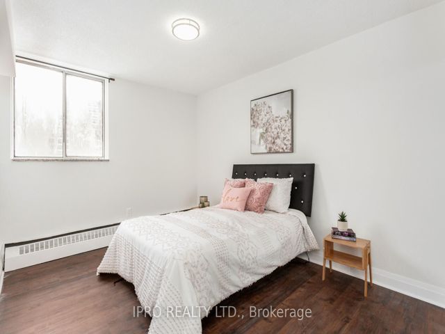 1212 - 340 Dixon Rd