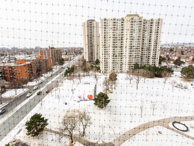 1212 - 340 Dixon Rd
