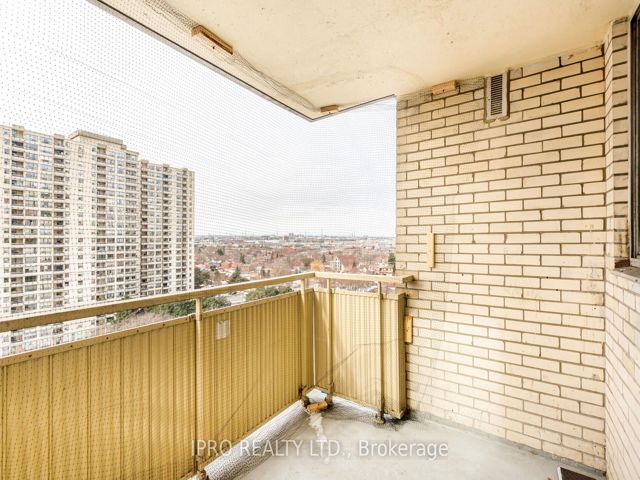 1212 - 340 Dixon Rd