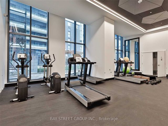 1612 - 30 Samuel Wood Way