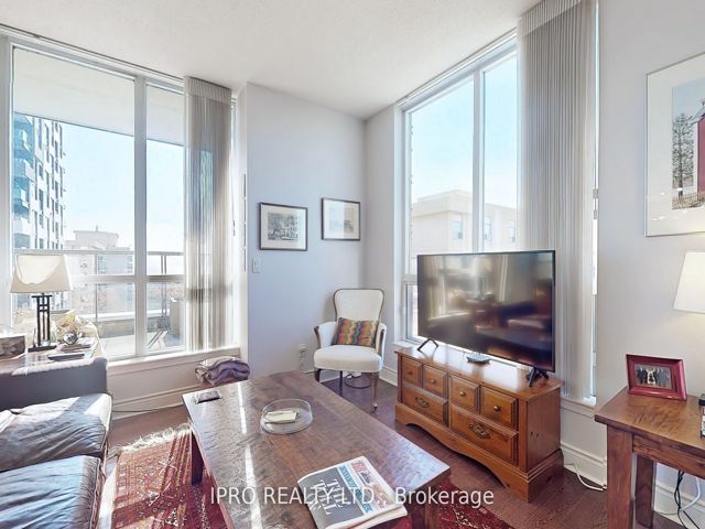 1804 - 70 High Park Ave