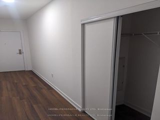 111 - 2433 Dufferin St