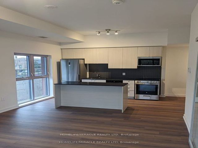 111 - 2433 Dufferin St