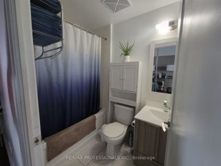 411 - 56 Annie Craig Dr