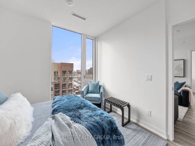 1102 - 1808 St. Clair Ave W