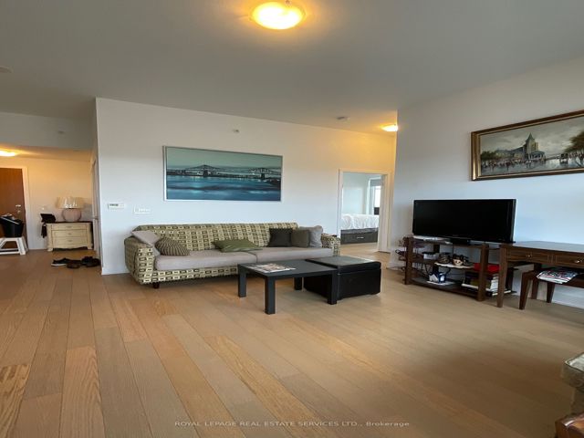 6002 - 30 Shore Breeze Dr