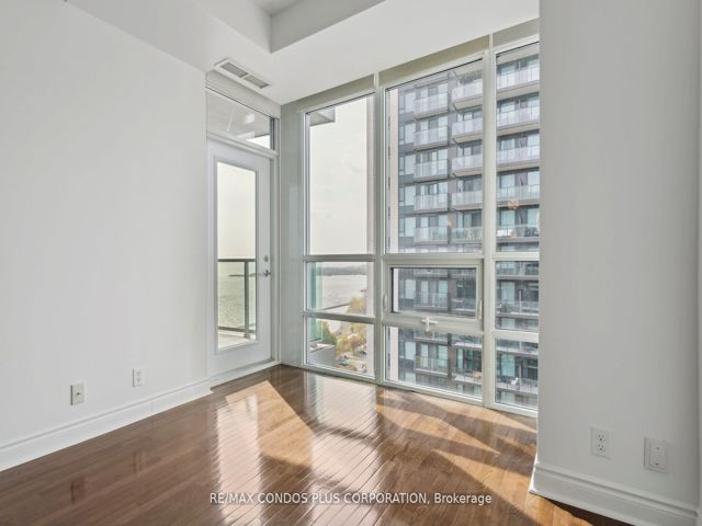 LPH01 - 1910 Lake Shore Blvd W