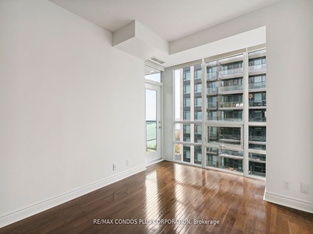 LPH01 - 1910 Lake Shore Blvd W