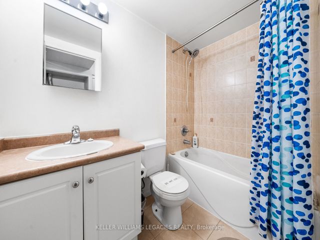 405 - 2464 Weston Rd