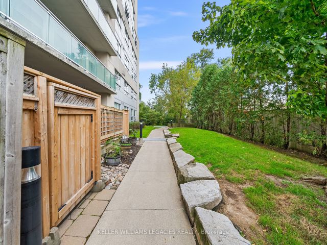 405 - 2464 Weston Rd