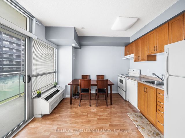 405 - 2464 Weston Rd