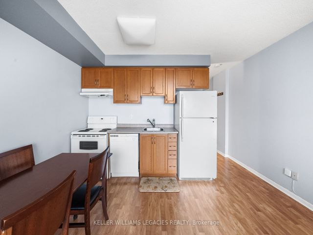 405 - 2464 Weston Rd