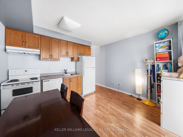 405 - 2464 Weston Rd