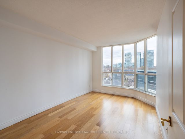 511 - 2285 Lake Shore Blvd W