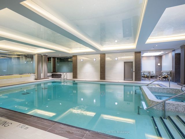 511 - 2285 Lake Shore Blvd W