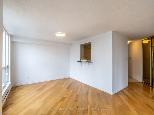 511 - 2285 Lake Shore Blvd W