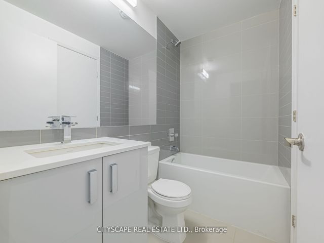 207 - 26 Gibbs Rd
