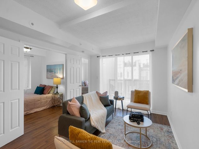 2057 - 3047 Finch Ave W