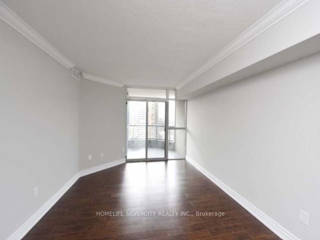 1004 - 5 Rowntree Rd
