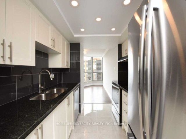 1004 - 5 Rowntree Rd