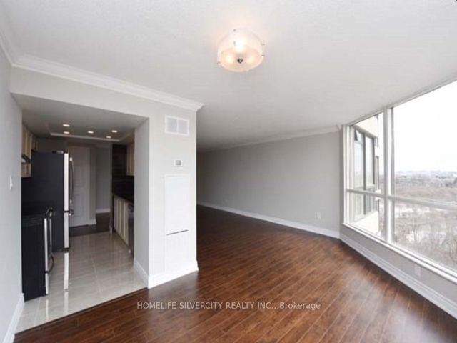 1004 - 5 Rowntree Rd