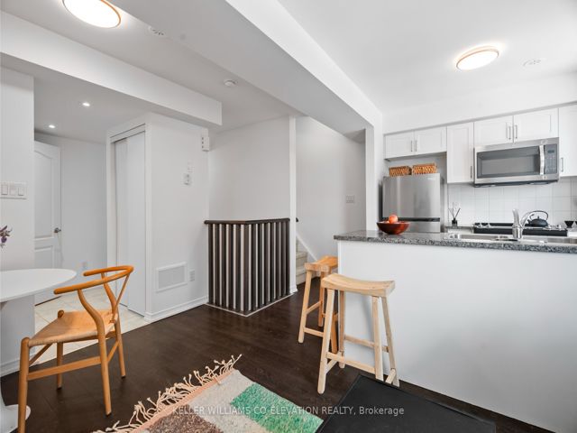 217 - 7 Applewood Lane