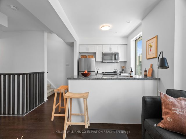 217 - 7 Applewood Lane