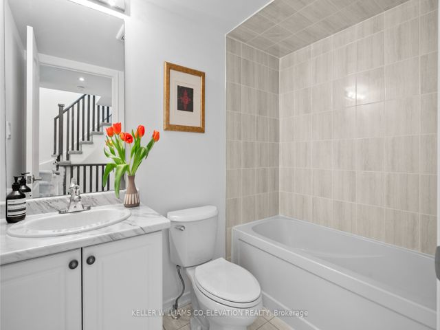 217 - 7 Applewood Lane